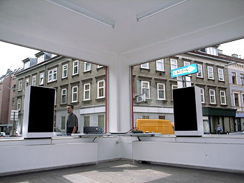 Sonification of You live at Paraflows, Martin John Callanan